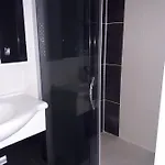 Ξενοδοχείο με διαμερίσματα Asia Apart Hotel Κουσάντασι