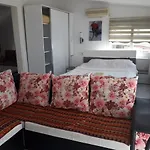 Ξενοδοχείο με διαμερίσματα Asia Apart Hotel